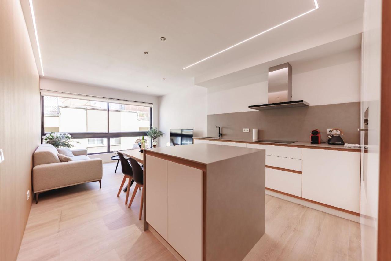 Bravissimo Centre, Modern 2-Bedroom Apartment Girona Exterior photo