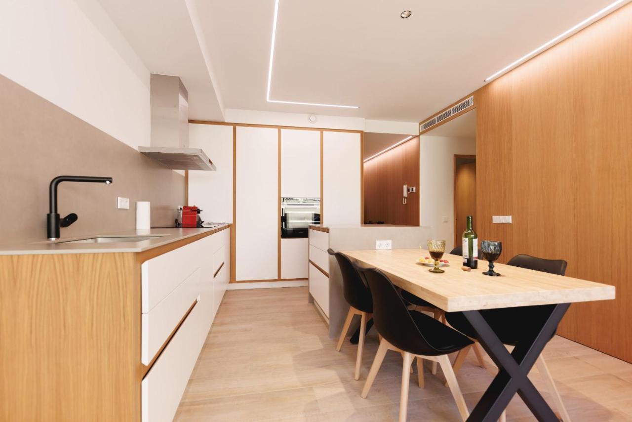 Bravissimo Centre, Modern 2-Bedroom Apartment Girona Exterior photo