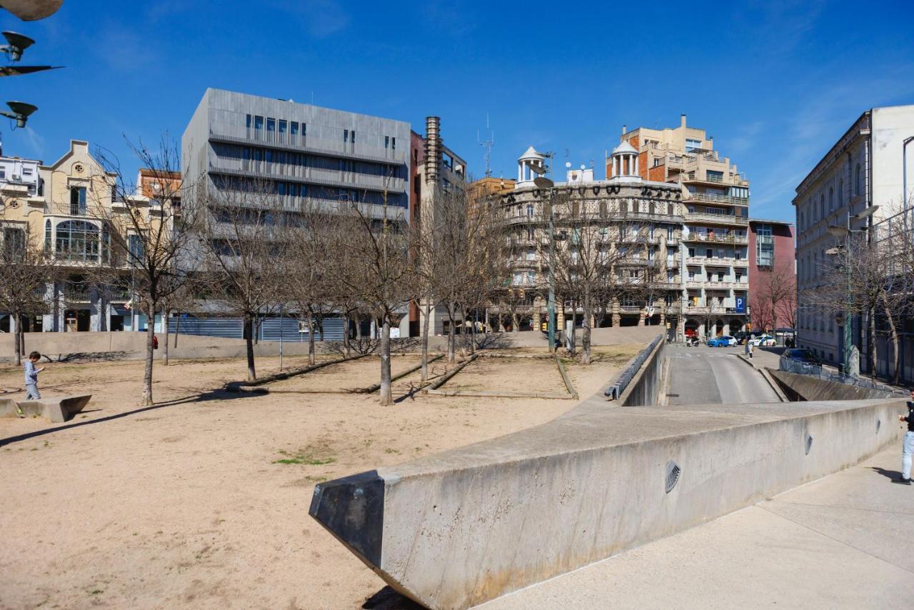 Bravissimo Centre, Modern 2-Bedroom Apartment Girona Exterior photo